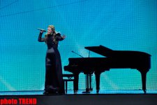 Участники второго полуфинала "Евровидения 2012" предстали в сценическом наряде (фотосессия)