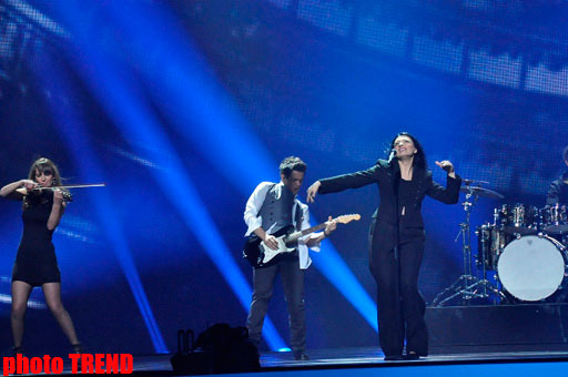 Участники второго полуфинала "Евровидения 2012" предстали в сценическом наряде (фотосессия)