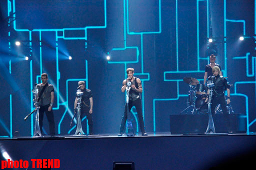 Участники второго полуфинала "Евровидения 2012" предстали в сценическом наряде (фотосессия)