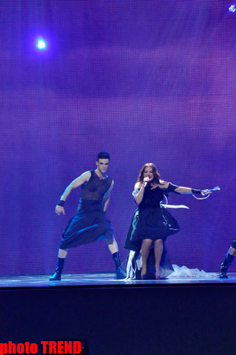 Участники второго полуфинала "Евровидения 2012" предстали в сценическом наряде (фотосессия)