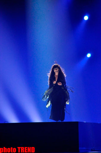 Участники второго полуфинала "Евровидения 2012" предстали в сценическом наряде (фотосессия)