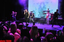 Нигяр Джамал и Дима Билан презентовали в Баку клип "Обними меня" (фотосессия)