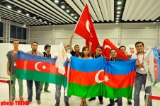 Азербайджанские и турецкие журналисты приняли участие в прямом эфире TRT в пресс-центре "Baku Crystal Hall"  (фото)