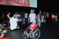 102-летняя гостья "Евровидения-2012" из Германии шокировала "Евроклуб" (фотосессия)