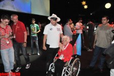 102-летняя гостья "Евровидения-2012" из Германии шокировала "Евроклуб" (фотосессия)