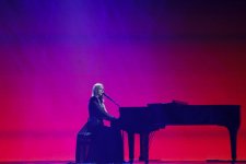 В Баку прошел финал "Евровидения-2012" (фотосессия)