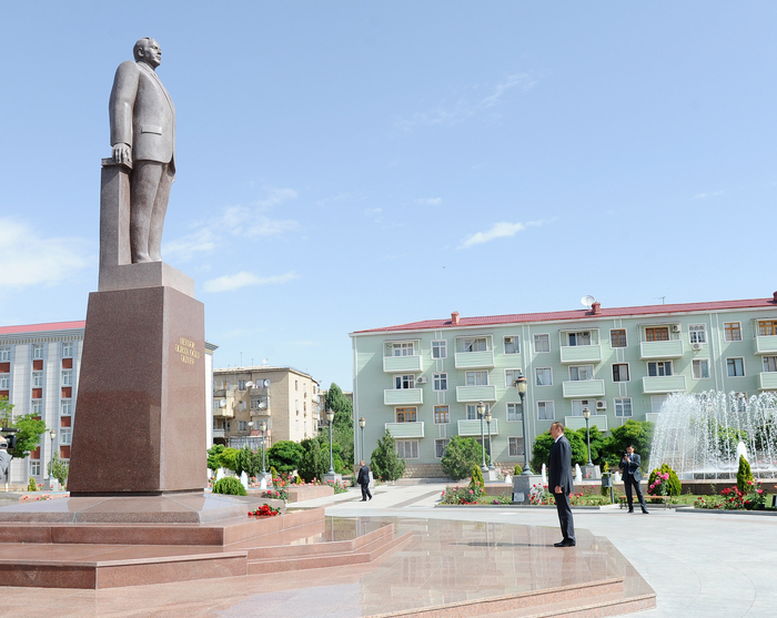 Президент Азербайджана прибыл в Нахчыванскую АР (ФОТО)