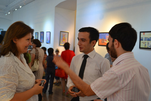 В Баку открылась выставка, посвященная Международному дню защиты детей (фото)