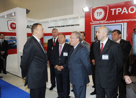 Президент Ильхам Алиев: Энергоресурсы Азербайджана сегодня полностью служат интересам народа страны (ФОТО)