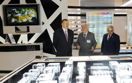 Президент Ильхам Алиев: Энергоресурсы Азербайджана сегодня полностью служат интересам народа страны (ФОТО)