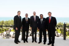 Президент Азербайджана принял делегацию лордов Великобритании