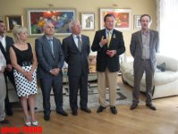 Известному врачу Туркару Сандаллы в Баку вручен орден "Золотое сердце" (фото)