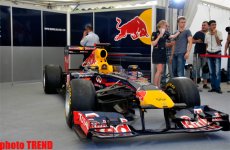 Самый быстрый в мире болид в Баку - грандиозное шоу Red Bull Racing (фото)