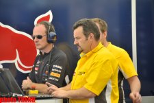 Самый быстрый в мире болид в Баку - грандиозное шоу Red Bull Racing (фото)