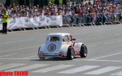 Самый быстрый в мире болид в Баку - грандиозное шоу Red Bull Racing (фото)