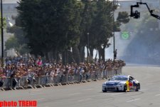 Самый быстрый в мире болид в Баку - грандиозное шоу Red Bull Racing (фото)