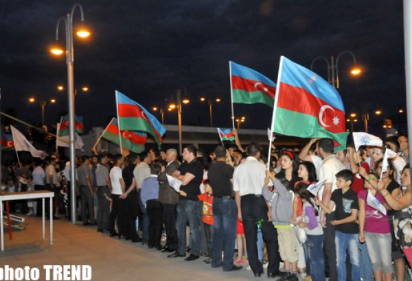 Молодежное объединение партии "Ени Азербайджан" организовало концерт "Гейдар Алиев: От спасения к прогрессу" (ФОТО)