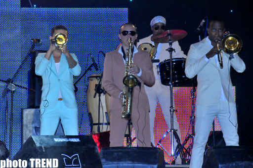 Молодежное объединение партии "Ени Азербайджан" организовало концерт "Гейдар Алиев: От спасения к прогрессу" (ФОТО)