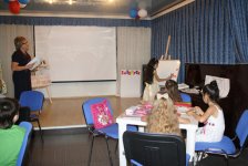 В Баку прошел литературный утренник "Путешествие в мир знаний" (фотосессия)