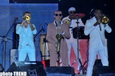 Молодежное объединение партии "Ени Азербайджан" организовало концерт "Гейдар Алиев: От спасения к прогрессу" (ФОТО)