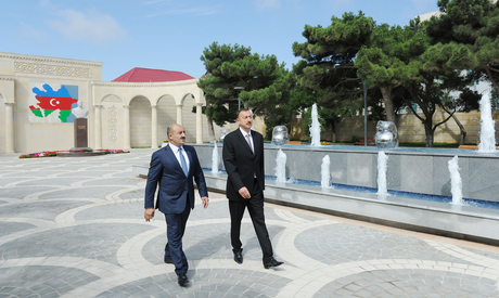 Президент Азербайджана ознакомился с парком Гейдара Алиева в поселке Бадамдар после реконструкции (ФОТО)