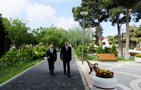 Президент Азербайджана ознакомился с парком Гейдара Алиева в поселке Бадамдар после реконструкции (ФОТО)