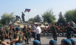 Намиг Гарачухурлу выступил с концертом перед солдатами (фотосессия)