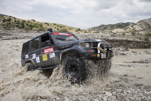 В Азербайджане определились победители соревнования внедорожников (фотосессия)