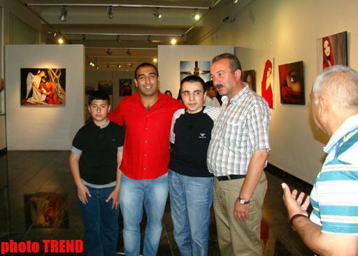 Я счастлив, что Аллах ниспослал мне такой дар - Джейхун Абдуллаев (фотосессия)