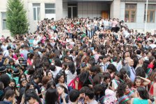 В Баку состоялся праздничный вечер выпускников педуниверситета (фотосессия)