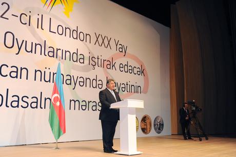 Президент Ильхам Алиев и его супруга приняли участие в церемонии проводов азербайджанских олимпийцев (ФОТО)