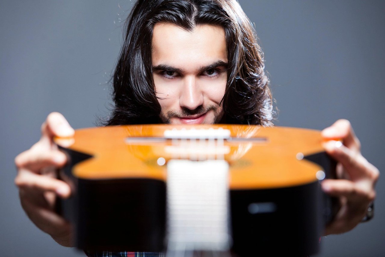 Чингиз Мустафаев представит Азербайджан на конкурсе "Новая волна 2013"