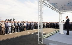 Президент Азербайджана принял участие в церемонии закладки фундамента Ширван-Муганской водопроводной системы (версия 2) (ФОТО)