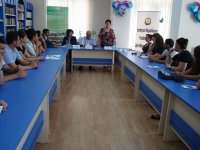 Поэт Вахид Азиз: За все хорошие и плохие качества молодежи в ответе старшее поколение (фото)