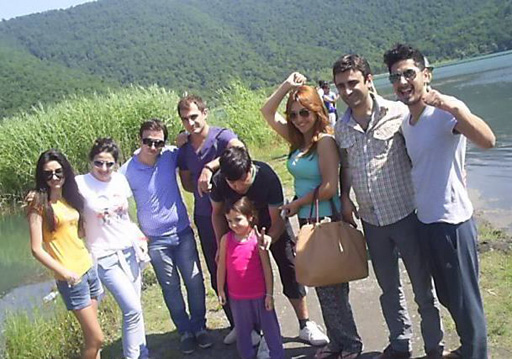 Отдых радио и телеведущих азербайджанского канала мог привести к трагедии (фото)