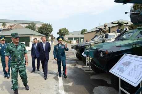 Президент Азербайджана принял участие в открытии после реконструкции гарнизона Лянкяранского погранотряда (ФОТО)