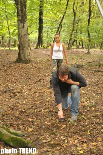 В Азербайджане снят триллер "Пойми меня" - героиня в образе Анджелины Джоли и Милы Йовович (фотосессия)