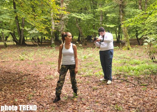 В Азербайджане снят триллер "Пойми меня" - героиня в образе Анджелины Джоли и Милы Йовович (фотосессия)