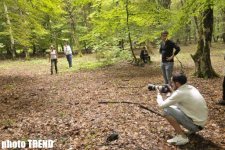 В Азербайджане снят триллер "Пойми меня" - героиня в образе Анджелины Джоли и Милы Йовович (фотосессия)