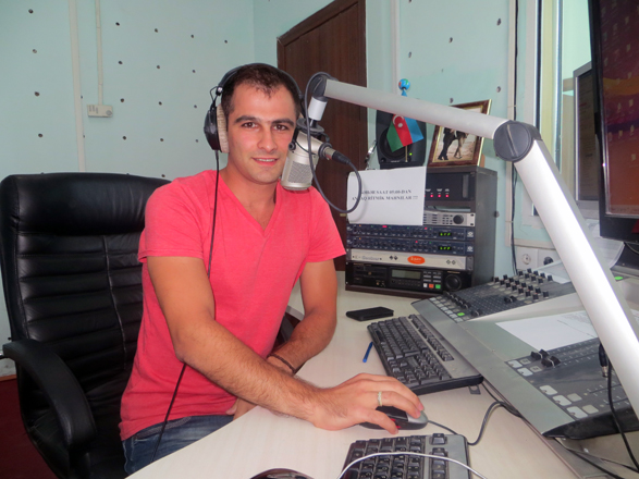 Радио Azad Azərbaycan открывает сезон новыми интересными проектами (фото)