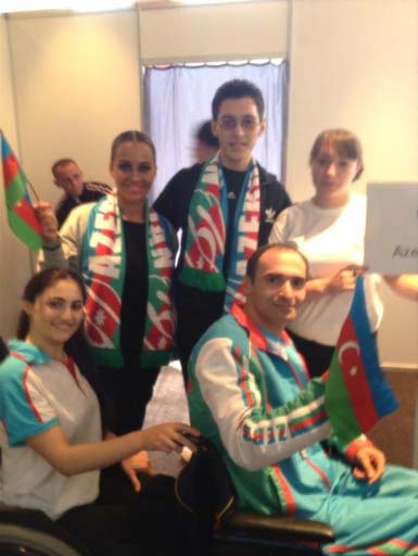 Кямал Мамедов с азербайджанским флагом покорит небо Киева с "Мисс Украиной": "Красота безгранична!" (фото)