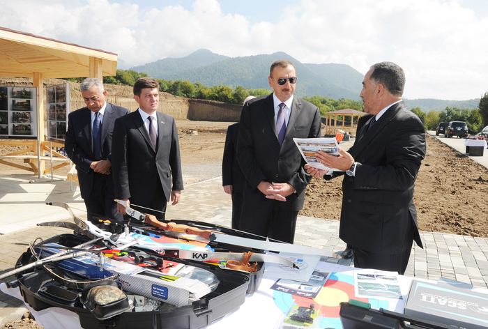 Ильхам Алиев ознакомился со строительством комплекса по стрельбе из лука и стендовой стрельбе в Габалинском районе  (ФОТО)