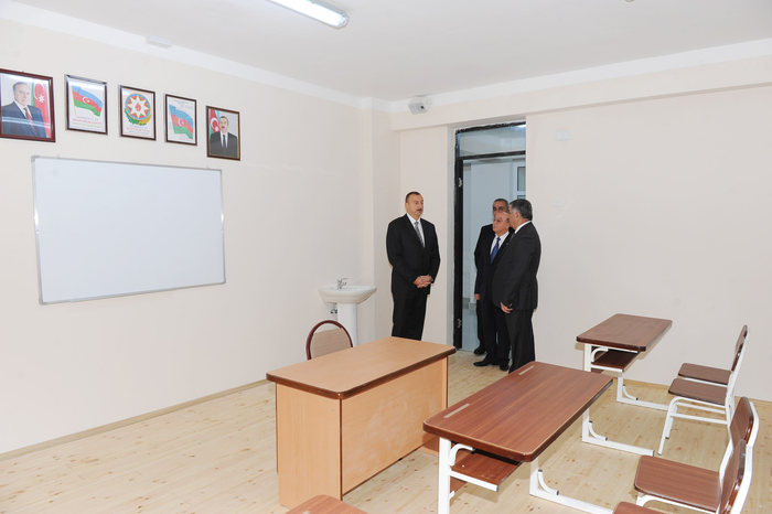 Президент Ильхам Алиев принял участие в открытии средних школ в Загатальском районе (ФОТО)