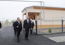 Президент Ильхам Алиев принял участие в открытии в Шеки нового поселка для 423 семей вынужденных переселенцев (ФОТО)