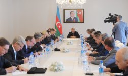 Президент Ильхам Алиев: Все провокационные действия и заявления Армении преследуют одну цель - затянуть урегулирование конфликта в Нагорном Карабахе (ФОТО)