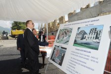 Президент Азербайджана ознакомился с ходом строительства отельного комплекса "Карван-сарай" в Габале (ФОТО)