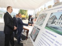 Президент Азербайджана ознакомился с ходом строительства отельного комплекса "Карван-сарай" в Габале (ФОТО)