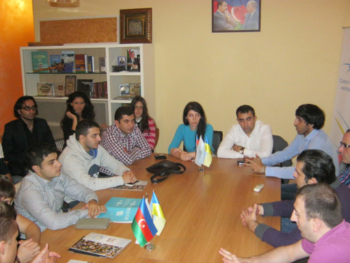 Азербайджанская команда КВН "Черное золото" встретилась с активистами САМУ (фото)