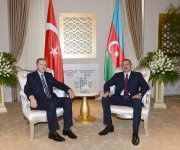 Состоялась встреча один на один Президента Азербайджана и премьера Турции (ФОТО)