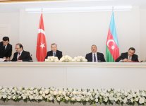 Азербайджан и Турция подписали восемь межправительственных документов (ФОТО)